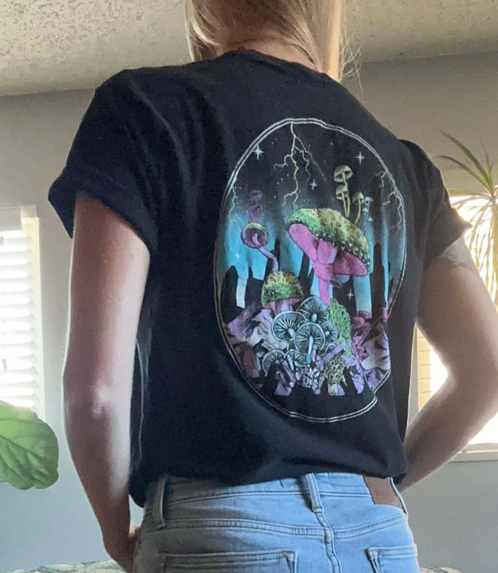Miken Black Trippy Psychedelic Neon Mushroom Graphic T-Shirt